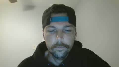 jholls online show from September 13, 2025, 7:13 pm