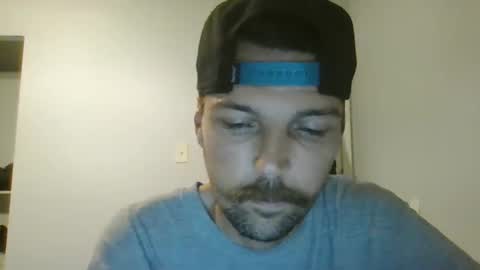 jholls online show from November 15, 2025, 3:26 am