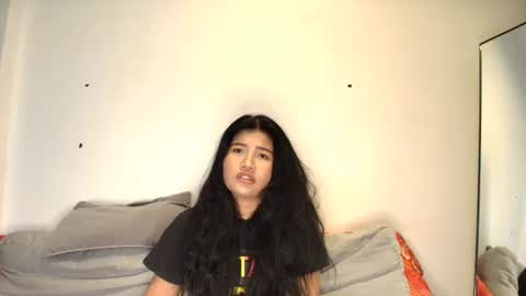 jhon_gade online show from November 3, 2025, 4:47 am