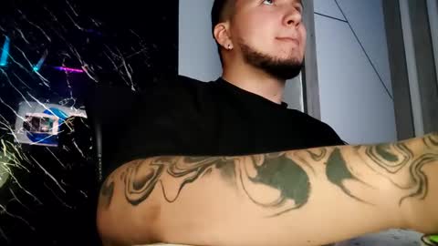 jhon online show from January 19, 2025, 5:37 am