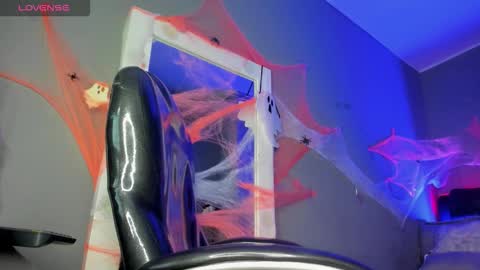 Jhon online show from October 9, 2025, 10:46 am