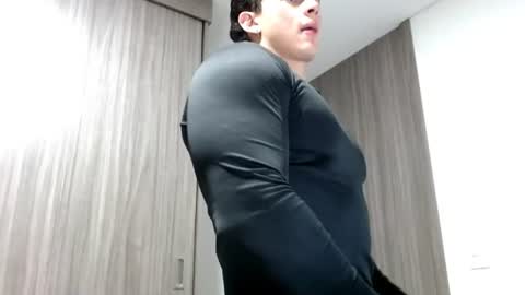 Snapshot of jhon_walkersky chatting on July 1, 2026, 2:02 am jhon_walkersky online show from July 1, 2026, 2:02 am