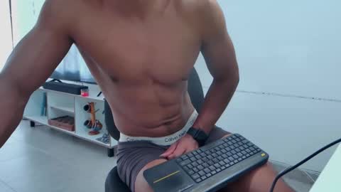 Jhon wich2 online show from May 11, 2026, 2:01 pm