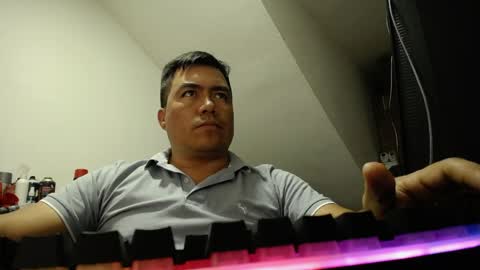 jhonatan_morales_s online show from April 11, 2026, 4:28 am