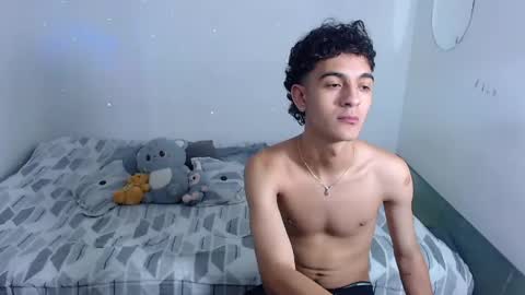 jhonay__cute online show from April 28, 2026, 8:52 am