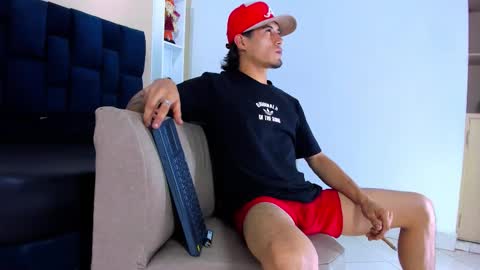 Jhon online show from November 19, 2025, 3:28 am