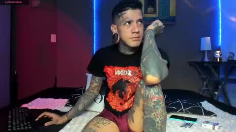 jhonny_ackerman online show from March 18, 2026, 11:30 pm