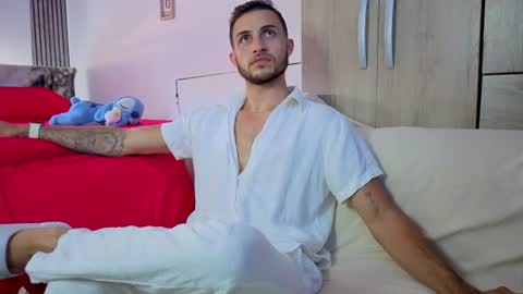 jhonny online show from June 22, 2026, 6:27 pm