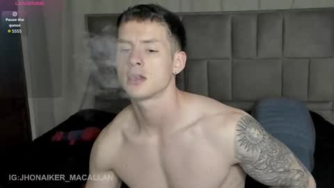 Snapshot of jhonny_macallan chatting on September 23, 2025, 1:30 am Jhonaiker online show from September 23, 2025, 1:30 am