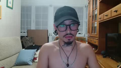 jhonsson_ online show from October 17, 2025, 10:34 pm