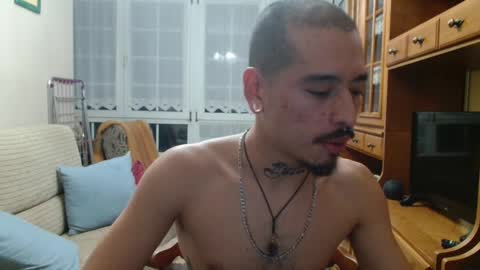 jhonsson_ online show from November 13, 2025, 5:23 pm