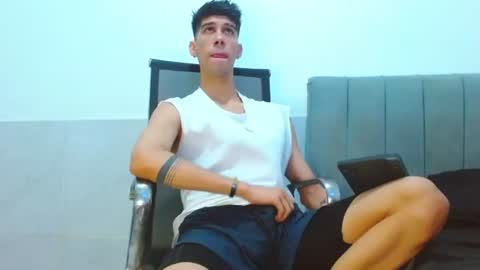 Snapshot of jhony_sex3 chatting on July 21, 2026, 7:00 am jhony_sex3 online show from July 21, 2026, 7:00 am