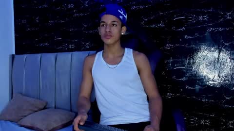 Jhos online show from September 28, 2025, 4:07 am