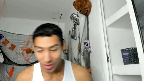 jhosep_hamilton online show from October 24, 2025, 11:39 am