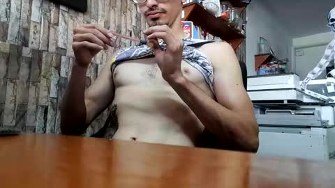 Snapshot of jhosuamoore chatting on October 25, 2025, 5:08 pm Jhosuamoore online show from October 25, 2025, 5:08 pm