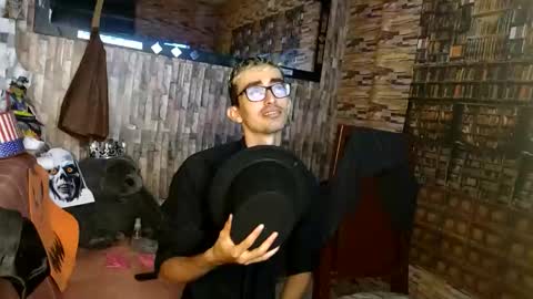 Snapshot of jhosuamoore chatting on October 30, 2025, 1:45 pm Jhosuamoore online show from October 30, 2025, 1:45 pm