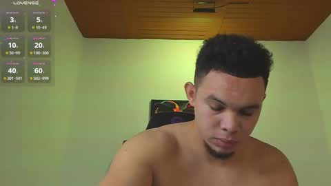 Jhonatan80  online show from October 28, 2025, 7:01 am