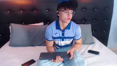 Snapshot of jhoumod_21 chatting on October 4, 2025, 10:35 am jhoumod_21 online show from October 4, 2025, 10:35 am