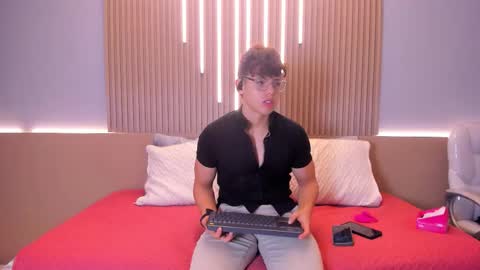 Snapshot of jhoumod_21 chatting on October 21, 2025, 10:27 am jhoumod_21 online show from October 21, 2025, 10:27 am