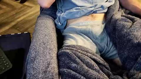 Snapshot of jhurt354 chatting on November 2, 2025, 7:00 am Hungone online show from November 2, 2025, 7:00 am