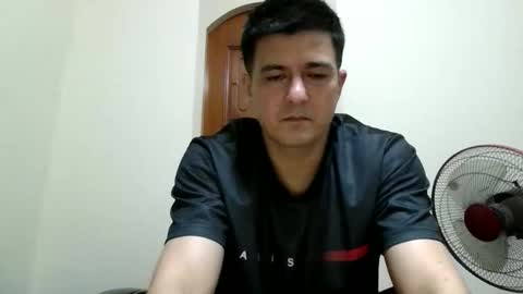 jhwozy online show from November 8, 2025, 3:23 pm