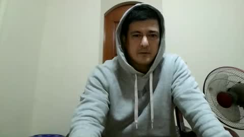 jhwozy online show from November 23, 2025, 1:44 pm