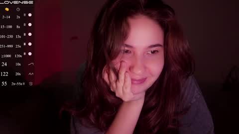 jia_lisaa online show from April 5, 2026, 8:00 am