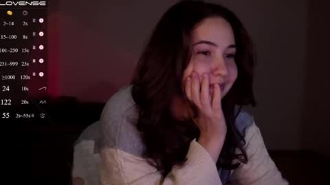 jia_lisaa online show from May 17, 2026, 12:23 pm