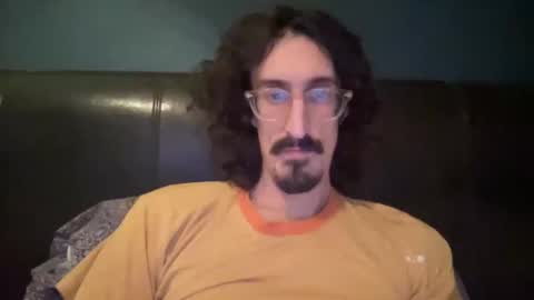 Snapshot of jiggz1986 chatting on January 27, 2025, 10:06 pm Jigz1986 online show from January 27, 2025, 10:06 pm