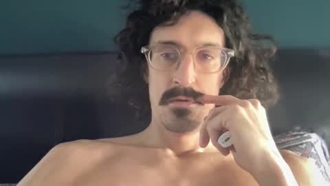 Snapshot of jiggz1986 chatting on February 24, 2026, 12:36 pm Jigz1986 online show from February 24, 2026, 12:36 pm