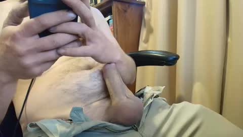 jim74122 online show from December 3, 2025, 3:47 am