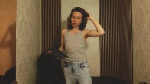 Hi Im Jim online show from October 27, 2025, 10:14 pm