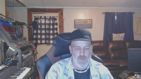 jimmy mac online show from March 5, 2025, 12:49 am