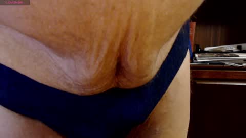 Snapshot of jimikb chatting on December 8, 2024, 2:30 pm Jim online show from December 8, 2024, 2:30 pm