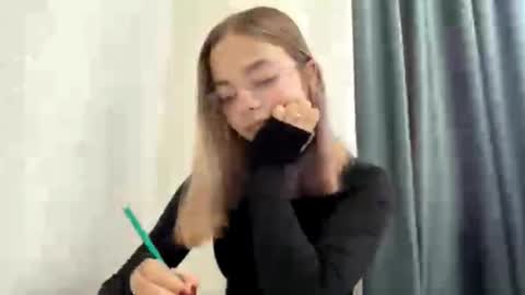 Snapshot of jimmiesobczynski chatting on October 17, 2025, 7:33 am Steff online show from October 17, 2025, 7:33 am