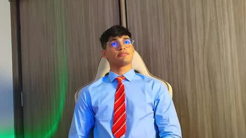 Jimmy Leeh online show from November 22, 2025, 5:39 am