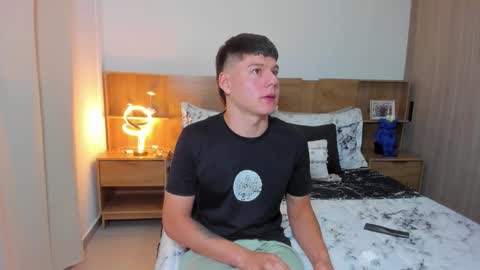 Snapshot of jimmy_vance79 chatting on September 20, 2025, 5:47 pm Jimmy Vance online show from September 20, 2025, 5:47 pm