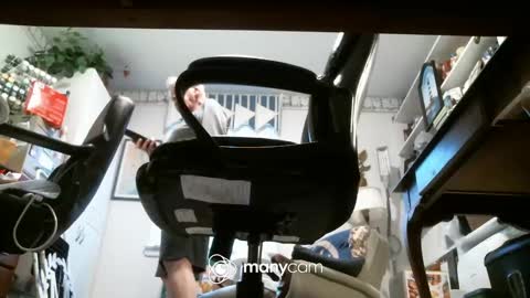 Snapshot of jimsundies chatting on December 24, 2024, 1:50 pm jimwellhung online show from December 24, 2024, 1:50 pm