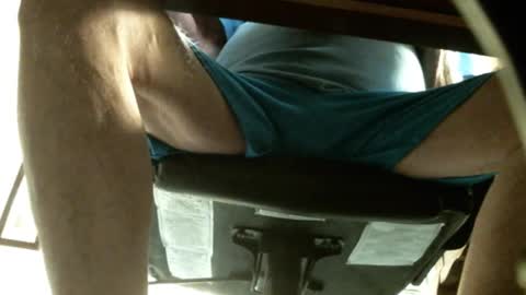 jimwellhung online show from November 15, 2025, 4:10 am