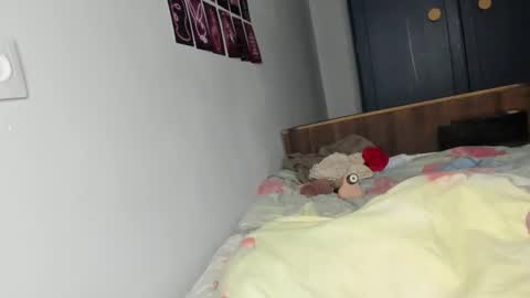 jimyti_bad_boy online show from December 15, 2024, 7:57 am