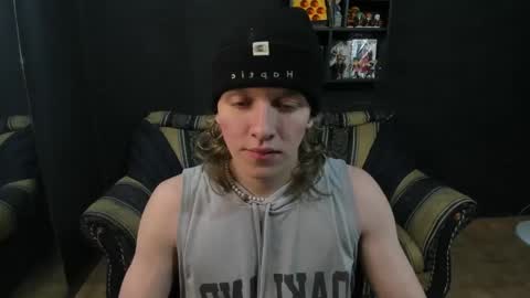 Snapshot of jinnbook chatting on January 21, 2025, 9:03 am JinnBook online show from January 21, 2025, 9:03 am