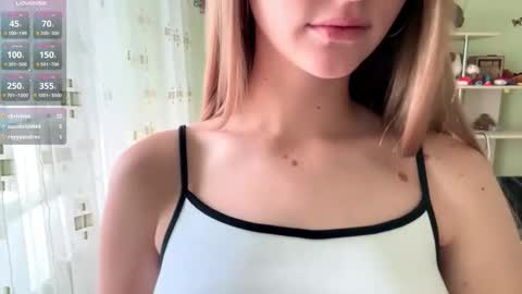 Jinny online show from October 23, 2025, 7:40 am