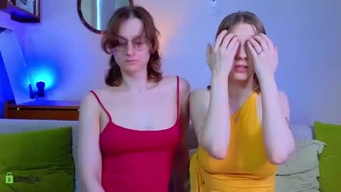 Snapshot of jitoon_exe chatting on June 12, 2026, 5:34 pm Hey Guys We are Julia ginger Tina brunette online show from June 12, 2026, 5:34 pm