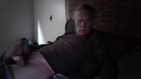 jizzmitten5 online show from November 15, 2025, 8:44 am