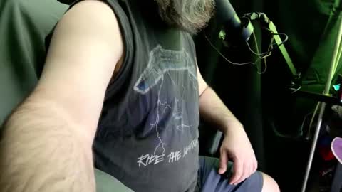 JJ online show from April 16, 2026, 11:07 pm