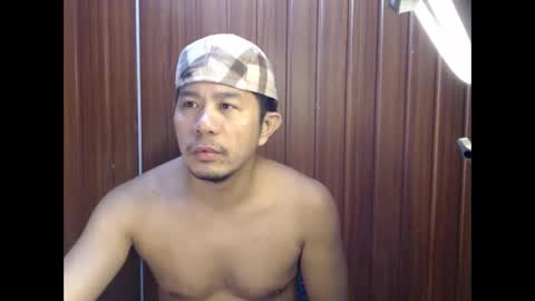 jjboy74472 online show from October 22, 2025, 11:10 am