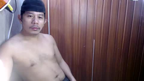 jjboy74472 online show from October 28, 2025, 8:55 pm