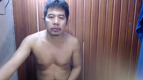 jjboy74472 online show from November 6, 2025, 2:45 am