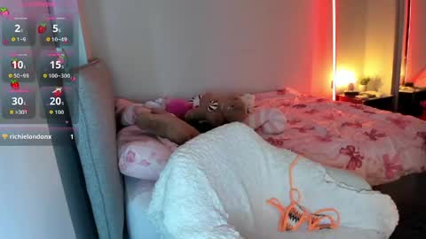 Juliette Rose online show from April 16, 2026, 6:25 am