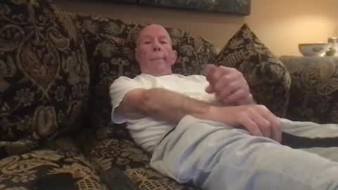 Snapshot of jlk7777 chatting on December 20, 2024, 6:02 pm jlk7777 online show from December 20, 2024, 6:02 pm